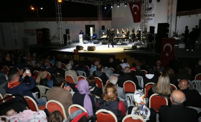 Derince Sahilinde Konser Coşkusu