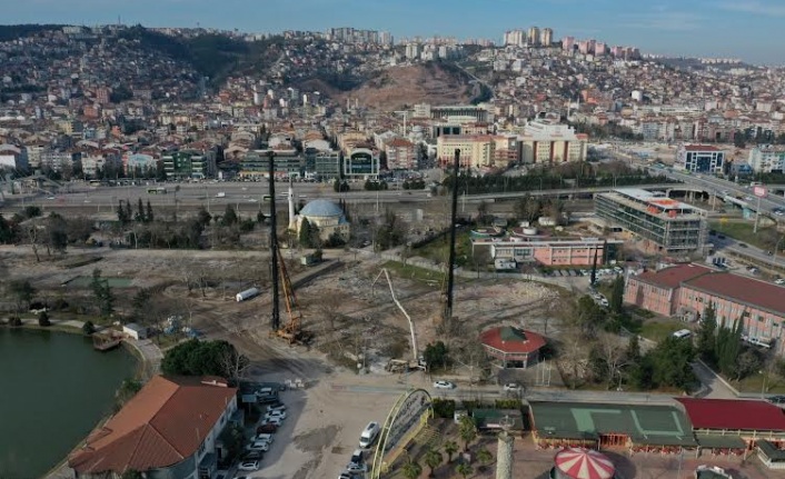 İzmit Millet Bahçesinde çalışma devam ediyor