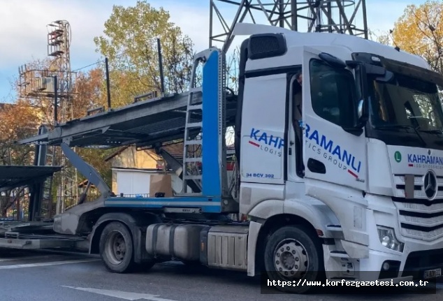 Kartepe'de Park Halindeki, Tırda Ölü Bulundu