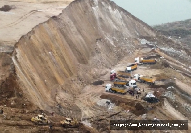 Toprak Kayması, Gebze'de 1 İşçi Yaralandı