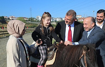 GÖLCÜK'TE ÖZEL ÇOCUKLAR ATA BİNME HEYECANI YAŞADILAR