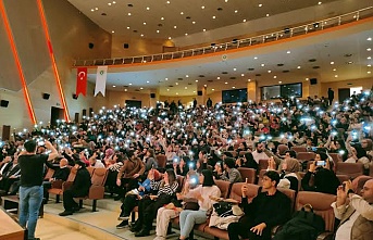 Büyükşehir’den öğrencilere  finaller öncesi moral konseri