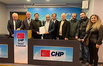 CHP Körfez İlçe Başkanı Bülent Yıldız İstifa Etti.