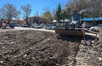 İzmit Belediyesi ekipleri, sel felaketinin yaşandığı  Adıyaman’da çalışmalara aralıksız devam ediyor