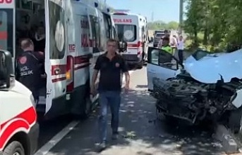 Trafik kazasında, 5 kişi yaralandı