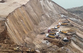 Toprak Kayması, Gebze'de 1 İşçi Yaralandı