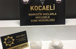 2 kg Metamfetamin maddesi ele geçirildi